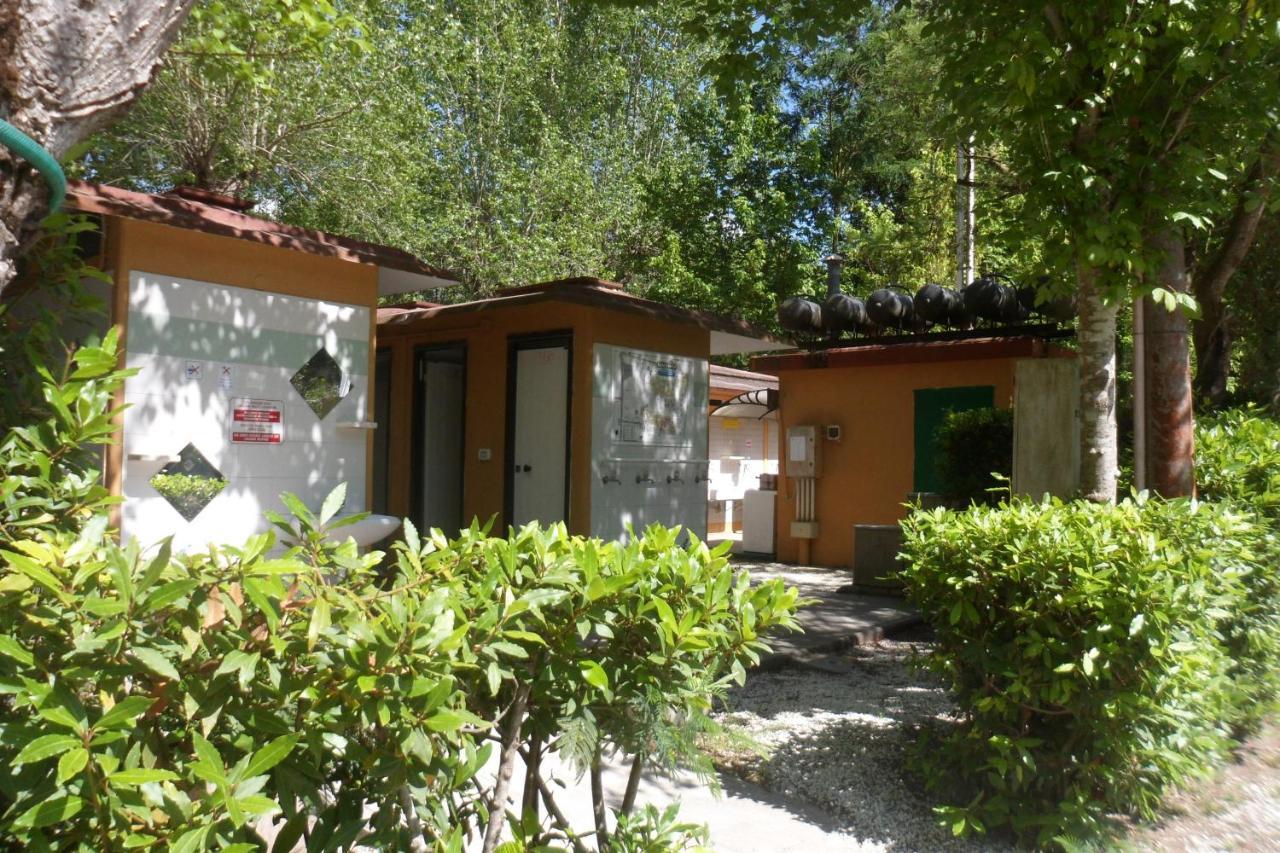 Campeggio Boscoverde Torre del Lago Puccini Exterior photo
